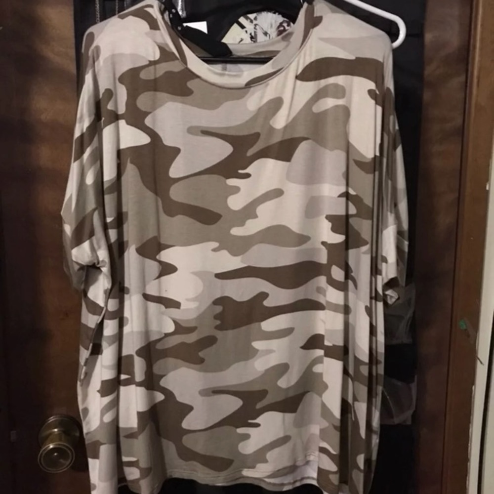 Agnes & Dora Boxy Tee Camo
